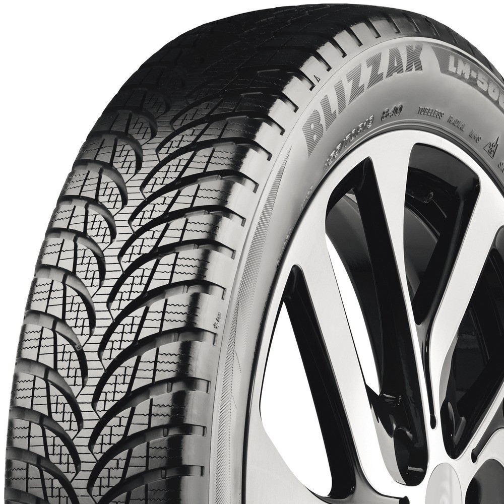 BRIDGESTONE BLIZZAK LM-500 + BMW 155/70R19 84 Q 